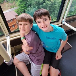 Meet your Posher, Kenna